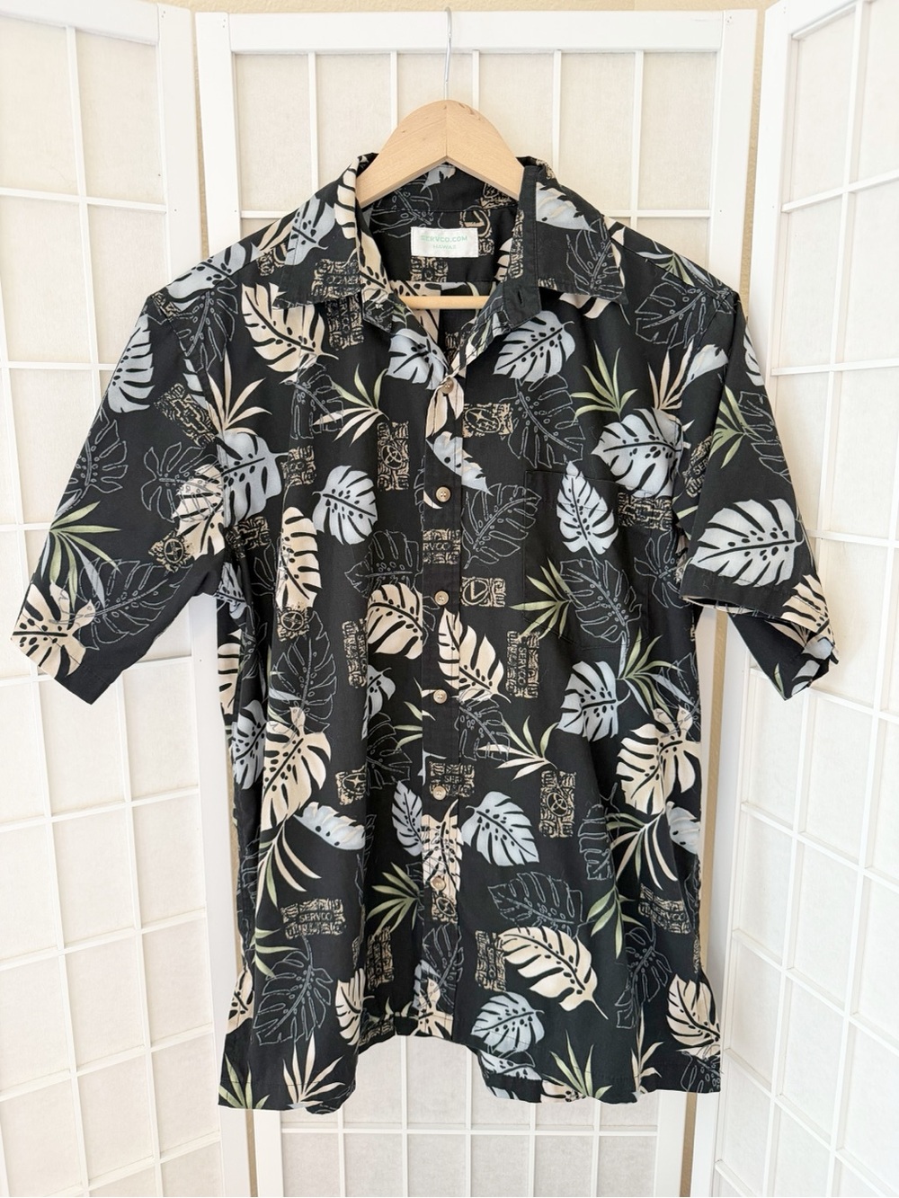 Servo.com Hawaii Floral Hawaiian Aloha Button Down Shirt Large